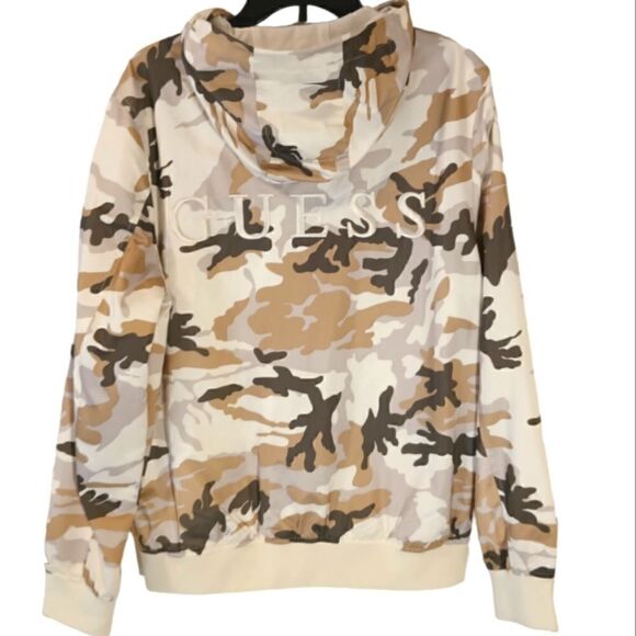 Guess lightweight Camo hooded bomber jacket windbreaker size M - Picture 2 of 9